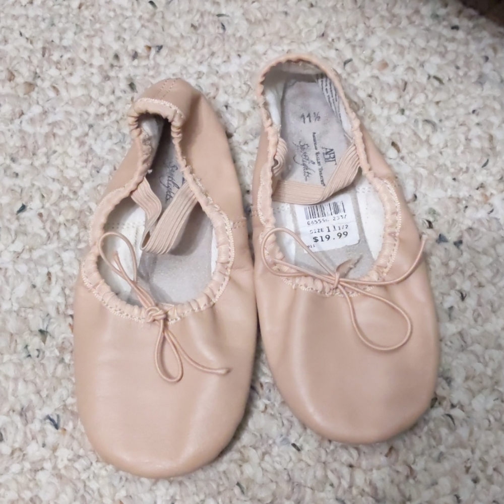 Ballet shoes